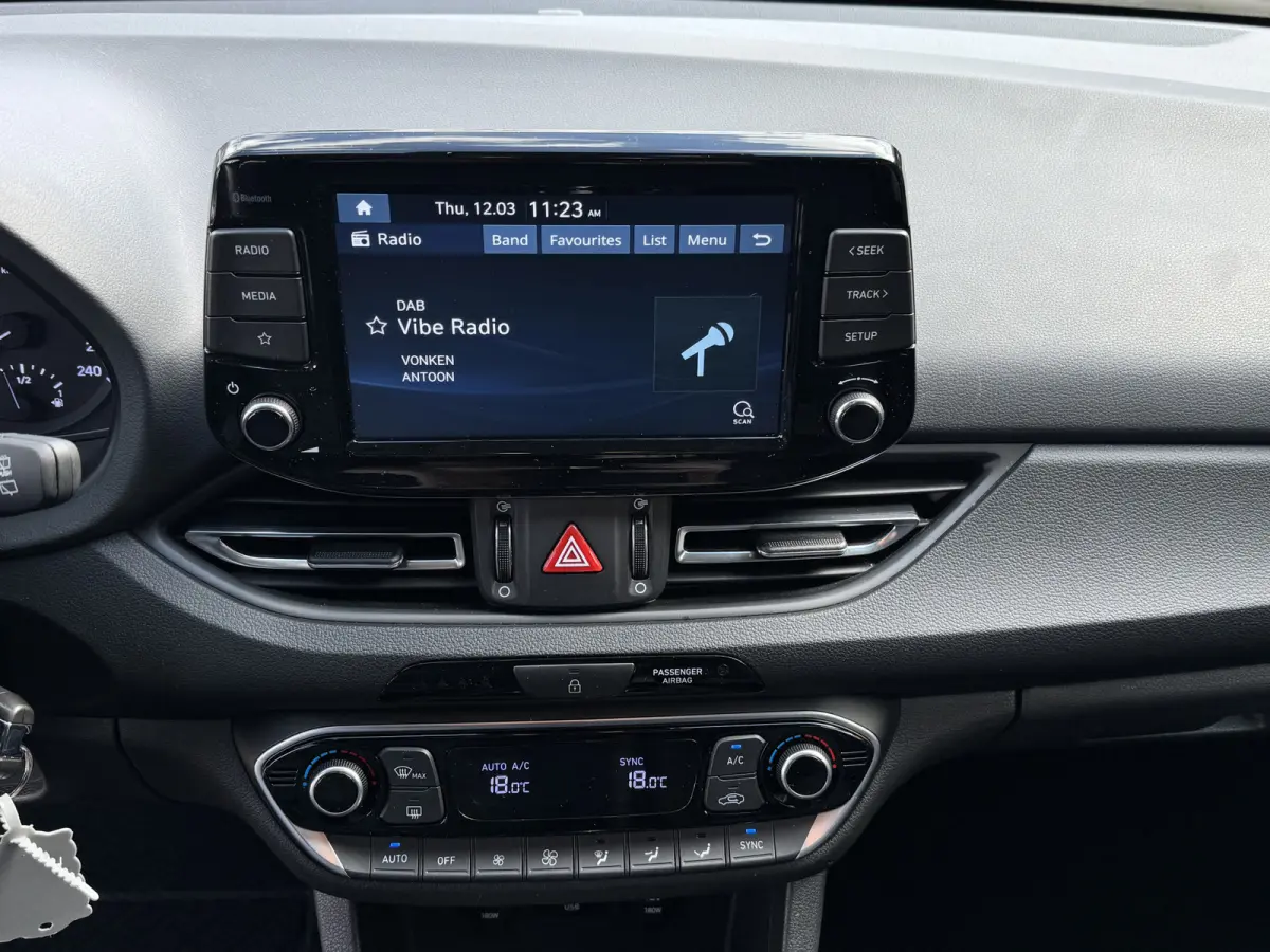 1.0 T-GDi MHEV Comfort Smart Automaat Navi Camera Carplay