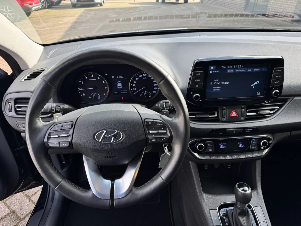 1.0 T-GDi MHEV Comfort Smart Automaat Navi Camera Carplay