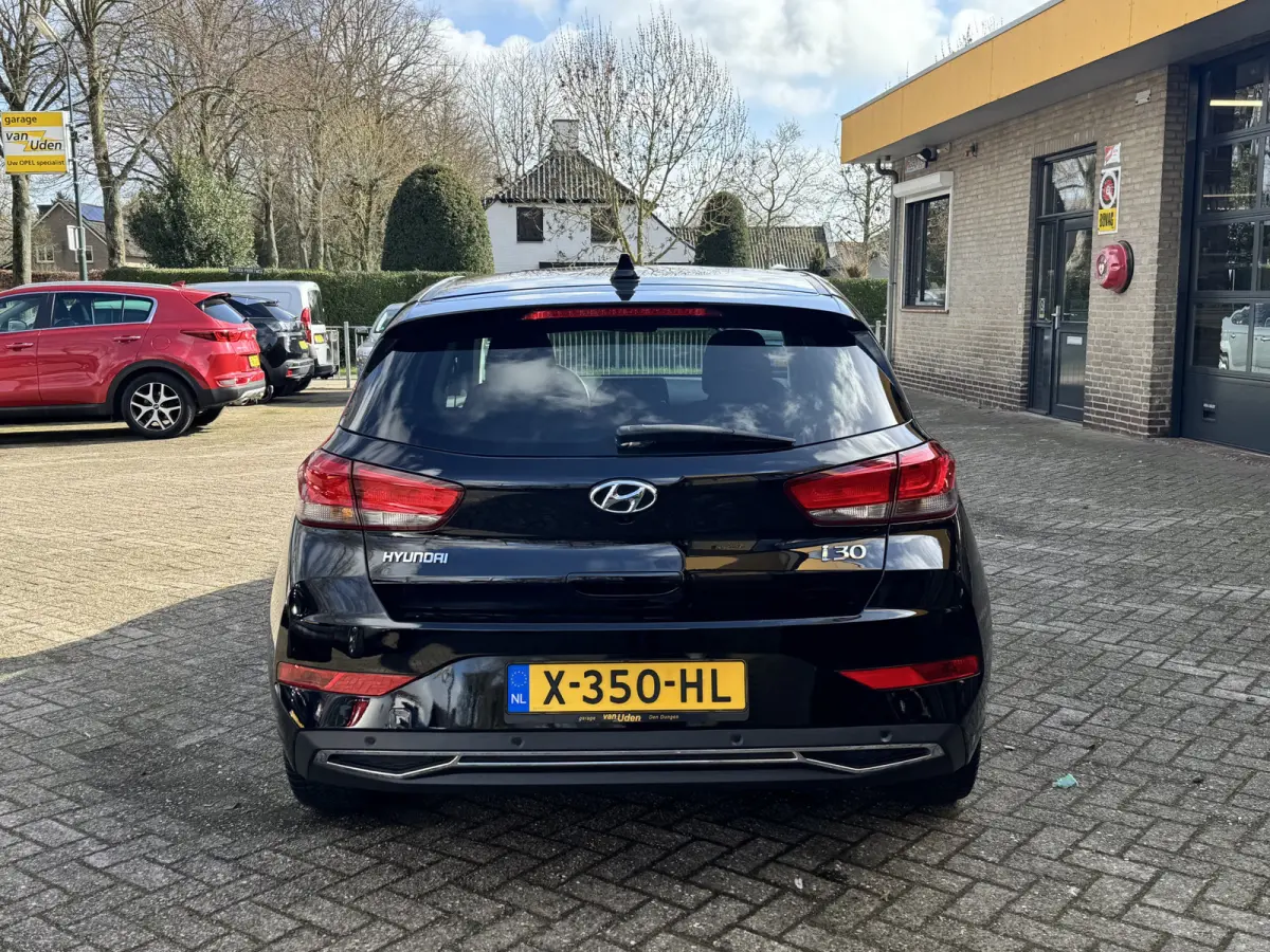 1.0 T-GDi MHEV Comfort Smart Automaat Navi Camera Carplay