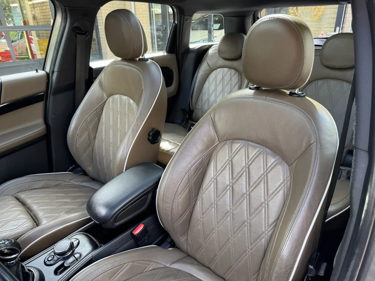 1.5 Cooper ALL4 Chili Climate Control PanoSchuifdak Navi Carplay