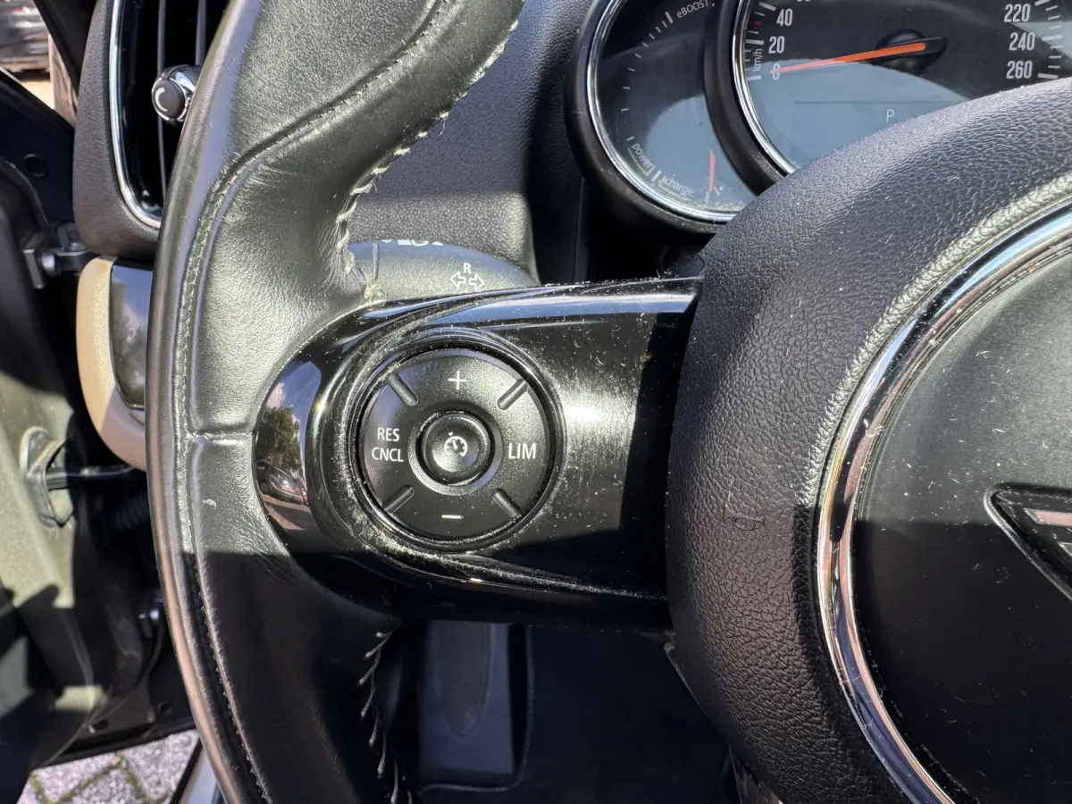 1.5 Cooper ALL4 Chili Climate Control PanoSchuifdak Navi Carplay