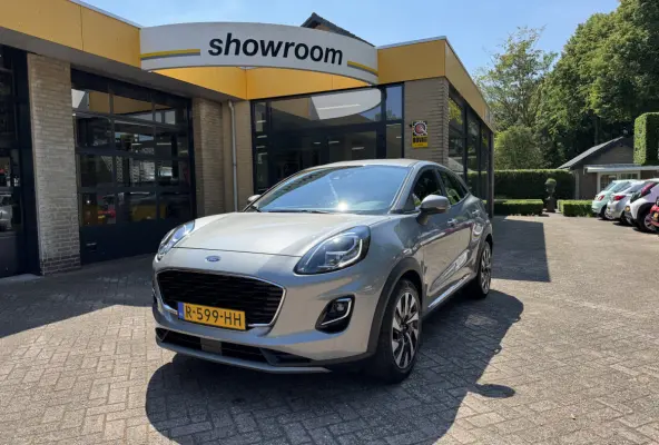 1.0 EcoBoost Titanium Climate Control Navi Carplay