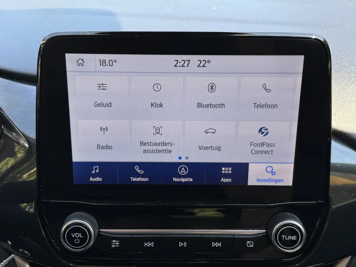 1.0 EcoBoost Titanium Climate Control Navi Carplay