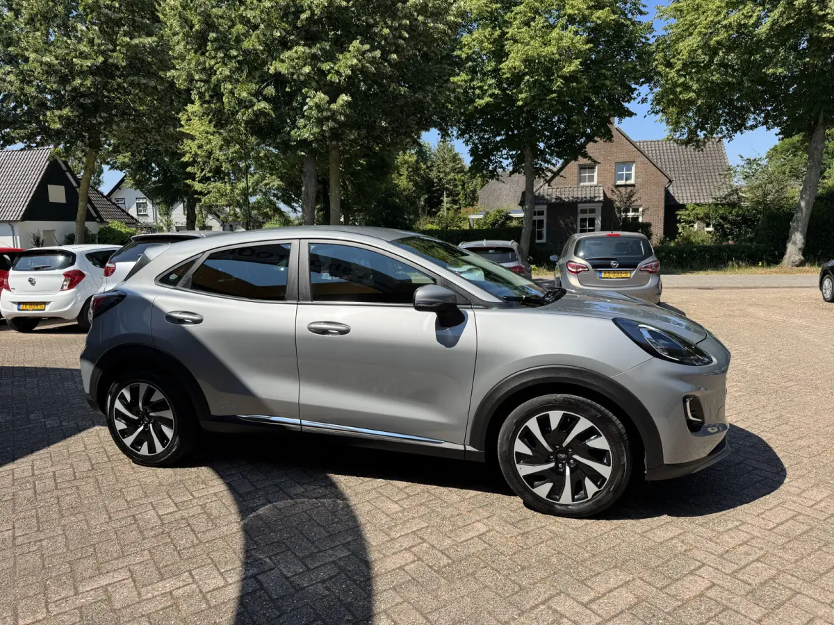 1.0 EcoBoost Titanium Climate Control Navi Carplay