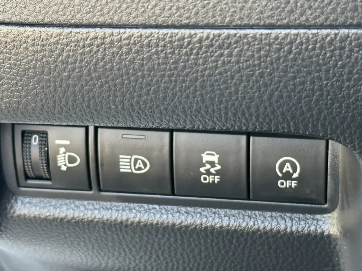1.0 VVT-i MT Play Airco Camera Carplay