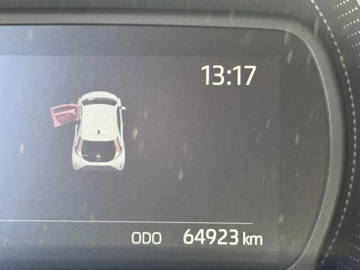1.0 VVT-i MT Play Airco Camera Carplay