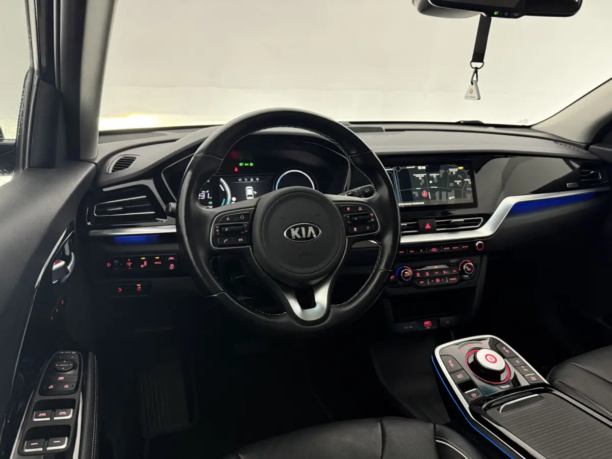 ExecutiveLine 64 kWh | Snelladen | SOH 92% | Virtual | JBL | Memory | Sfeer | Camera | Carplay | Cruise | Stoelventilatie