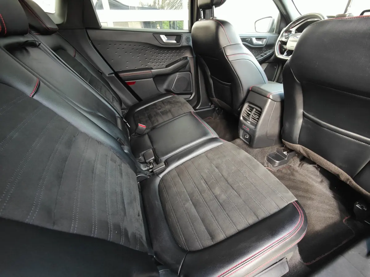 2.0 ST-Line Titanium 4x4 automaat