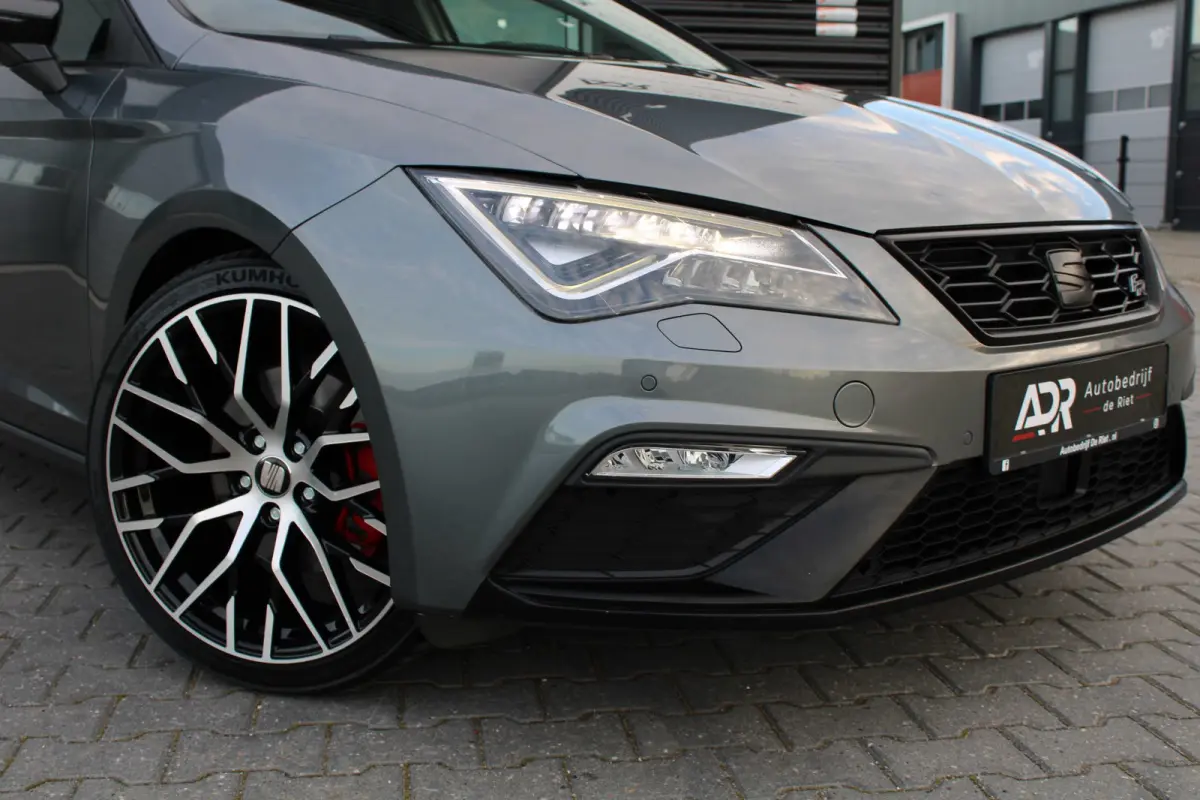 1.8 TSI DSG FR|19''LM|FULL LED|NAVI|CRUISE|CARPLAY|MILLTEK|BOM VOL