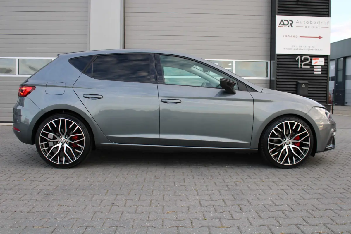 1.8 TSI DSG FR|19''LM|FULL LED|NAVI|CRUISE|CARPLAY|MILLTEK|BOM VOL