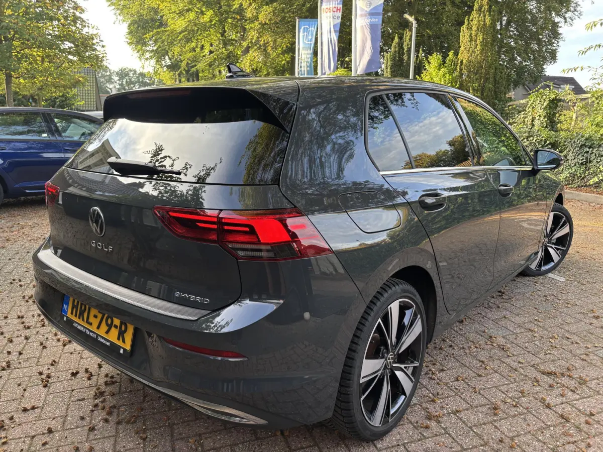 1.4 eHybrid Style|Trekhaak|App-Connect|Camera|18"