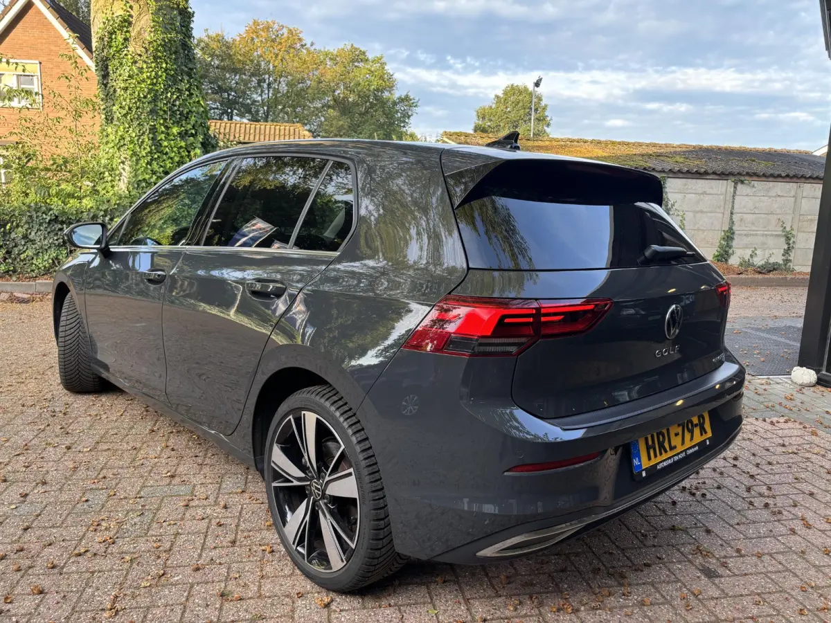 1.4 eHybrid Style|Trekhaak|App-Connect|Camera|18"