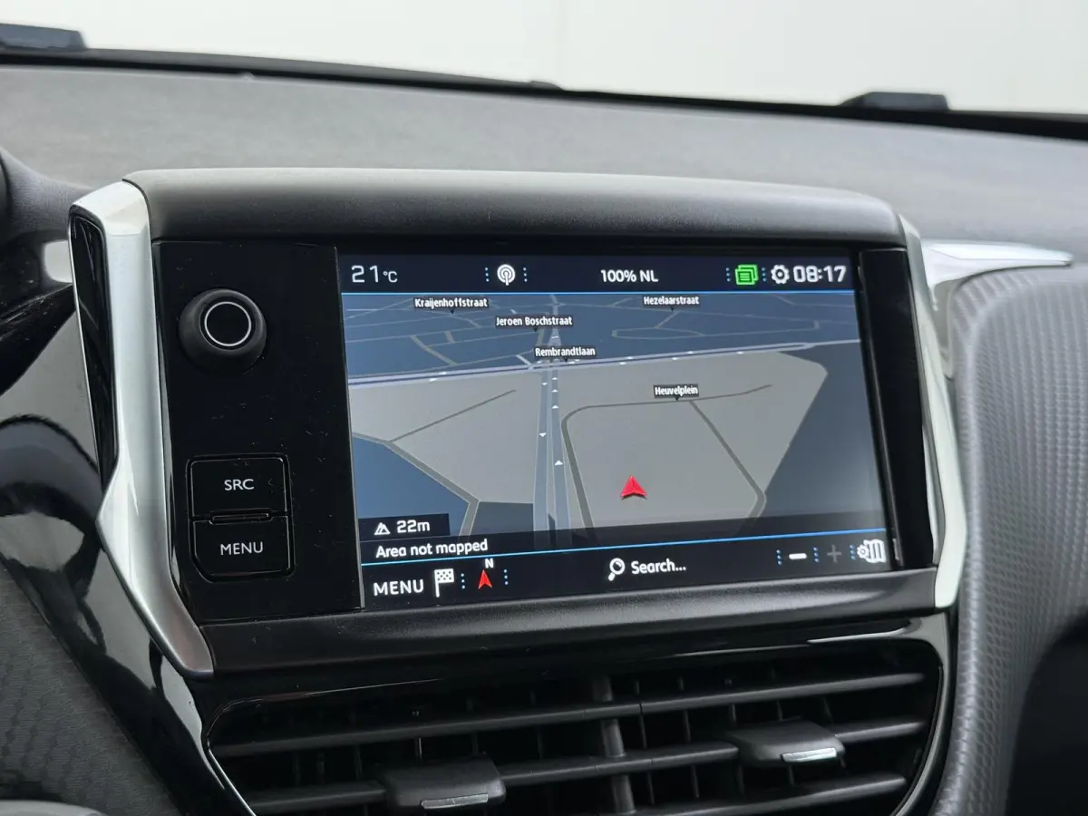 Allure 82pk | Navigatie | Automatische airco | Parkeersensoren achter | Cruise control | Lichtmetalen velgen | Apple Carplay en Android auto