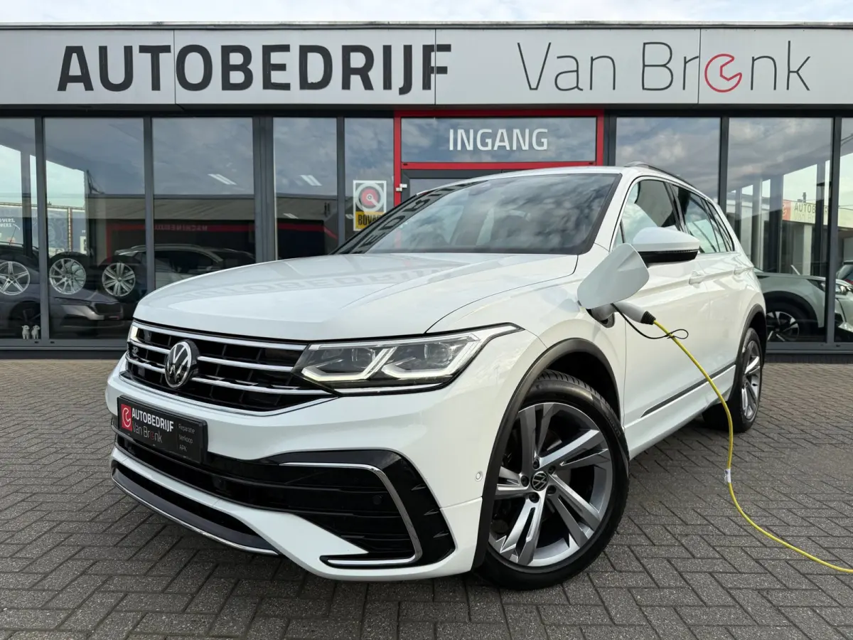 1.4 TSI eHybrid R-Line Business+ | SOH 97% | 245PK | Dynamische knipperlichten