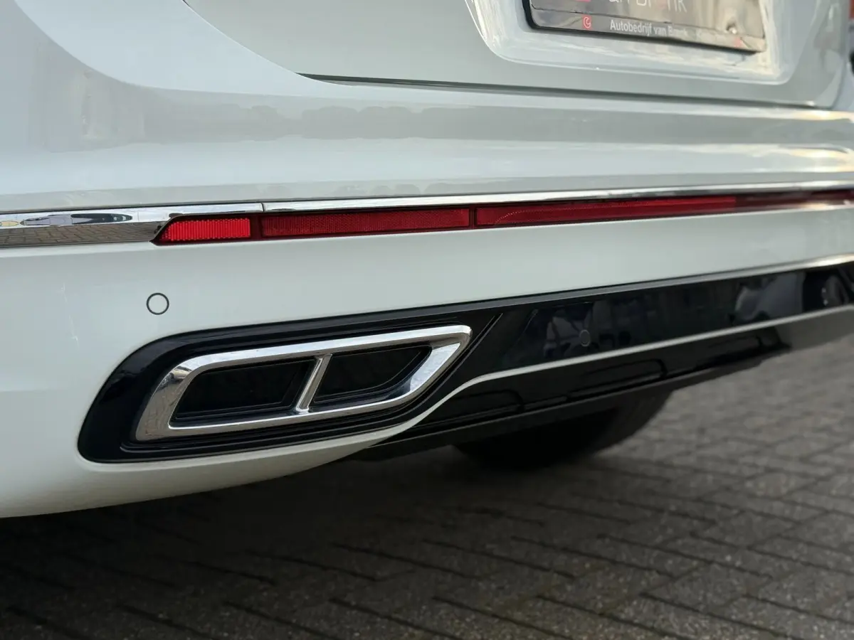1.4 TSI eHybrid R-Line Business+ | SOH 97% | 245PK | Dynamische knipperlichten