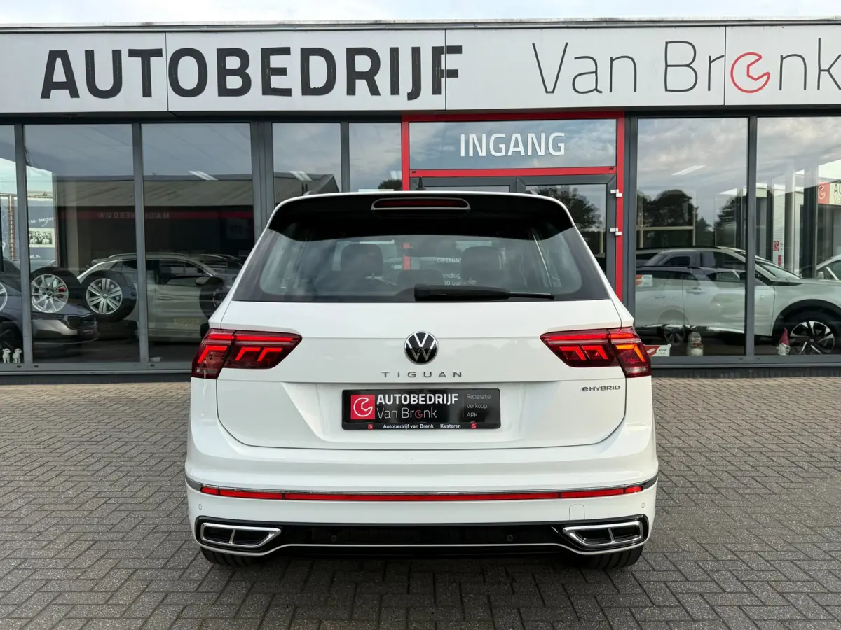 1.4 TSI eHybrid R-Line Business+ | SOH 97% | 245PK | Dynamische knipperlichten