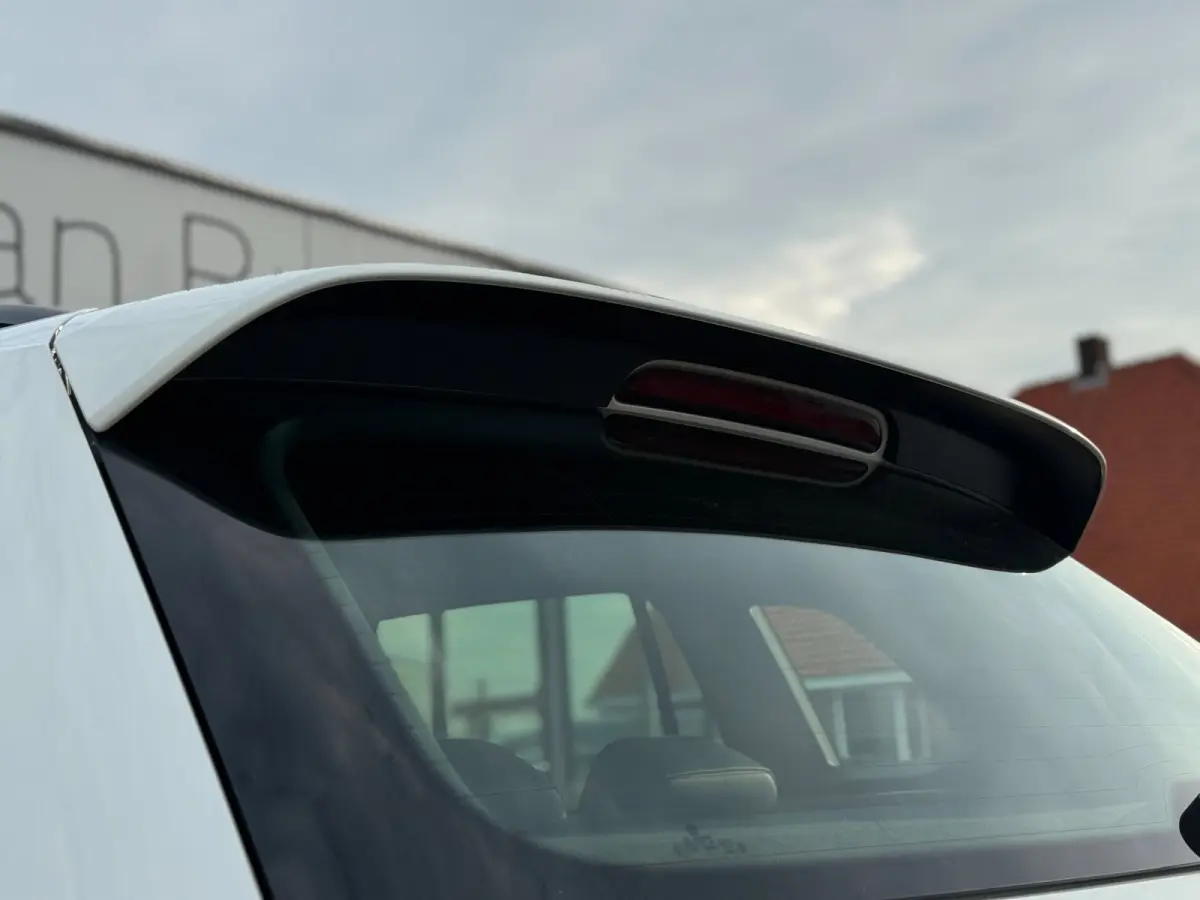 1.4 TSI eHybrid R-Line Business+ | SOH 97% | 245PK | Dynamische knipperlichten