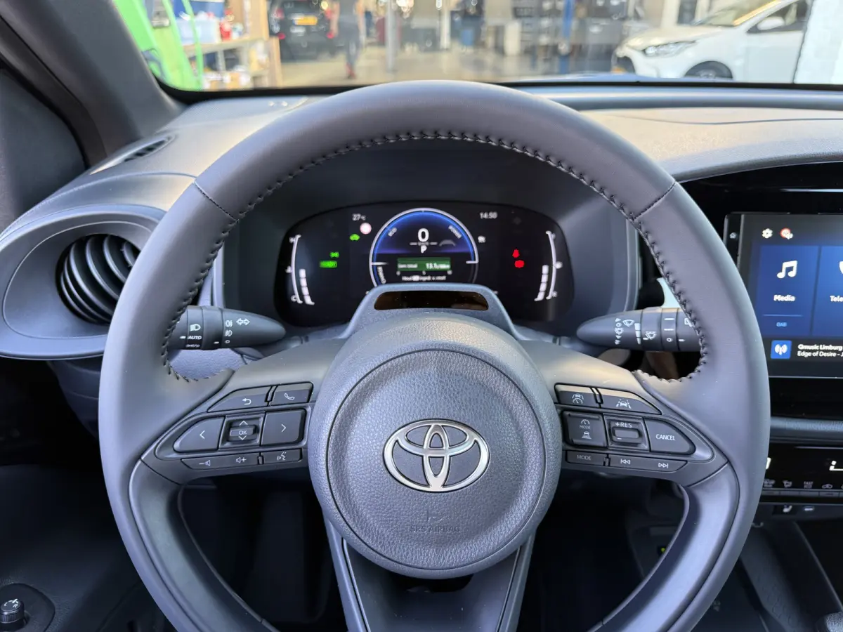 Hybrid 115 pulse | CarPlay | ACC | Camera | LED | DAB+