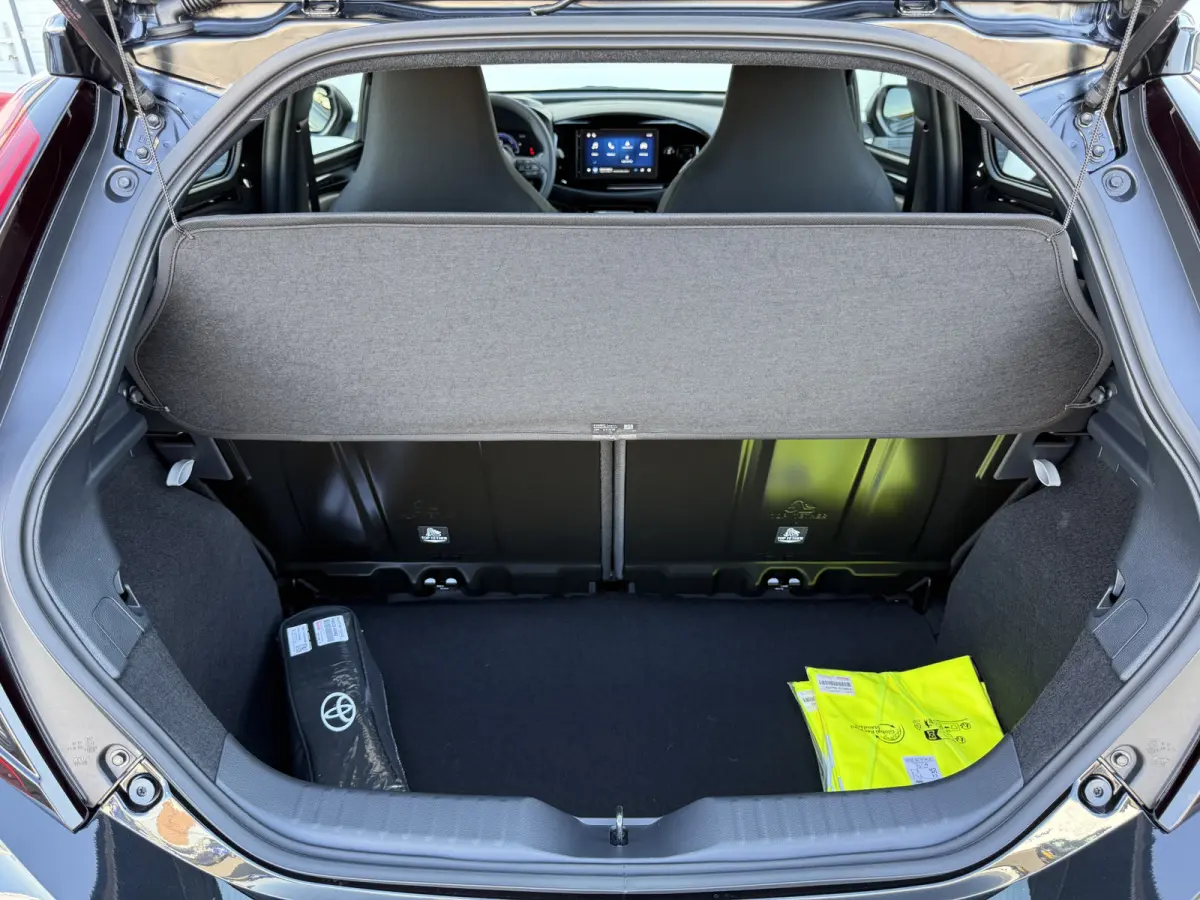 Hybrid 115 pulse | CarPlay | ACC | Camera | LED | DAB+