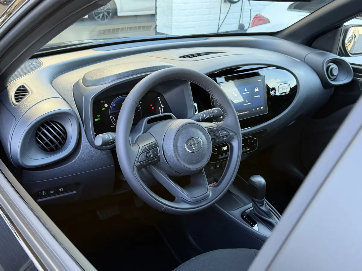 Hybrid 115 pulse | CarPlay | ACC | Camera | LED | DAB+
