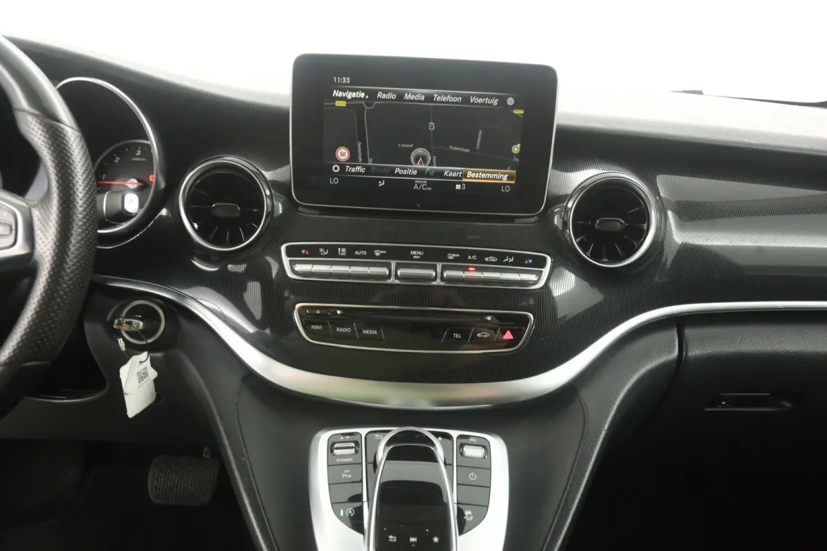 220d 4-MATIC Lang 164PK | Automaat | Dubbele Cabine | Clima | Cruise | Camera | Navi | Trekhaak | 2xSchuifdeur