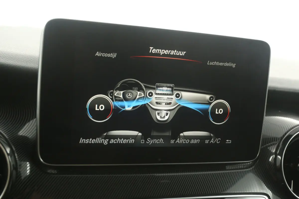 220d 4-MATIC Lang 164PK | Automaat | Dubbele Cabine | Clima | Cruise | Camera | Navi | Trekhaak | 2xSchuifdeur