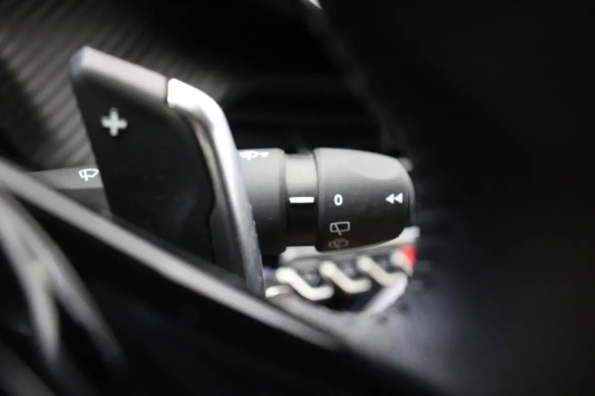 1.2 PureTech Allure Pack Automaat - Digitaal Cockpit, Carplay, Camera, Adapt. Cruise