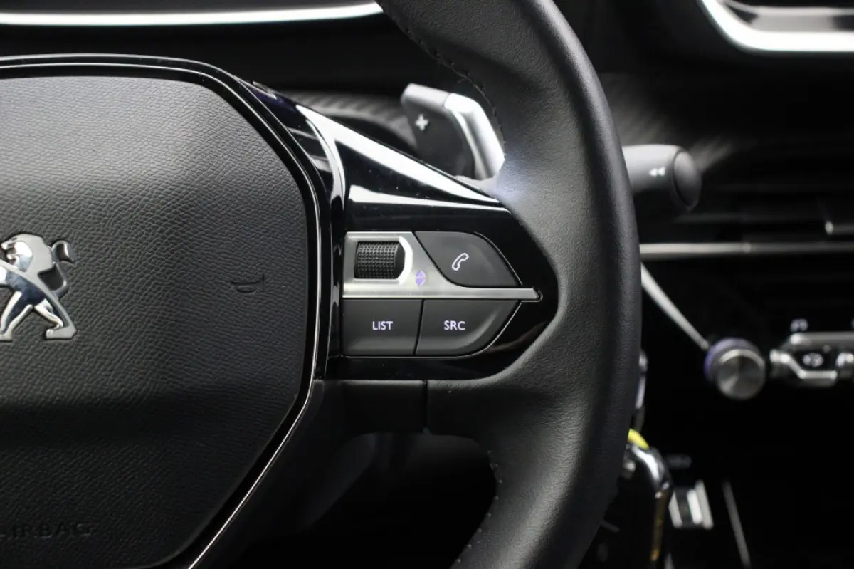 1.2 PureTech Allure Pack Automaat - Digitaal Cockpit, Carplay, Camera, Adapt. Cruise