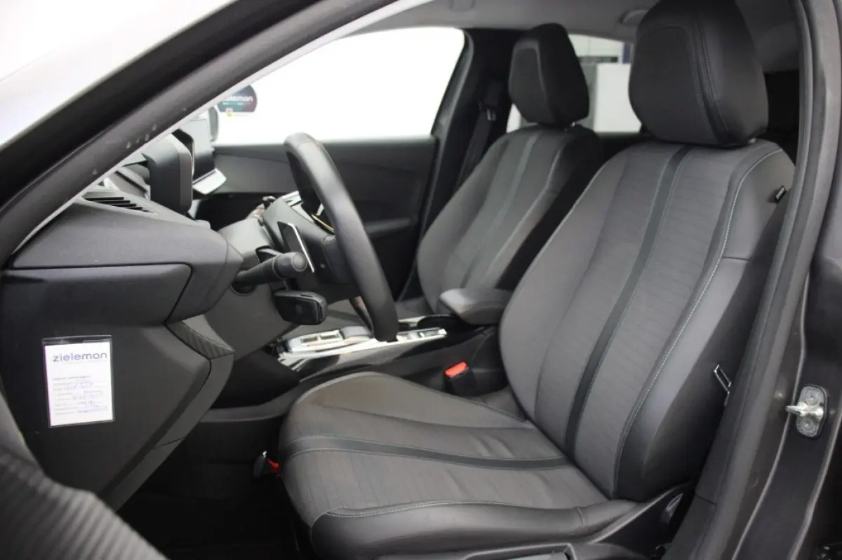 1.2 PureTech Allure Pack Automaat - Digitaal Cockpit, Carplay, Camera, Adapt. Cruise