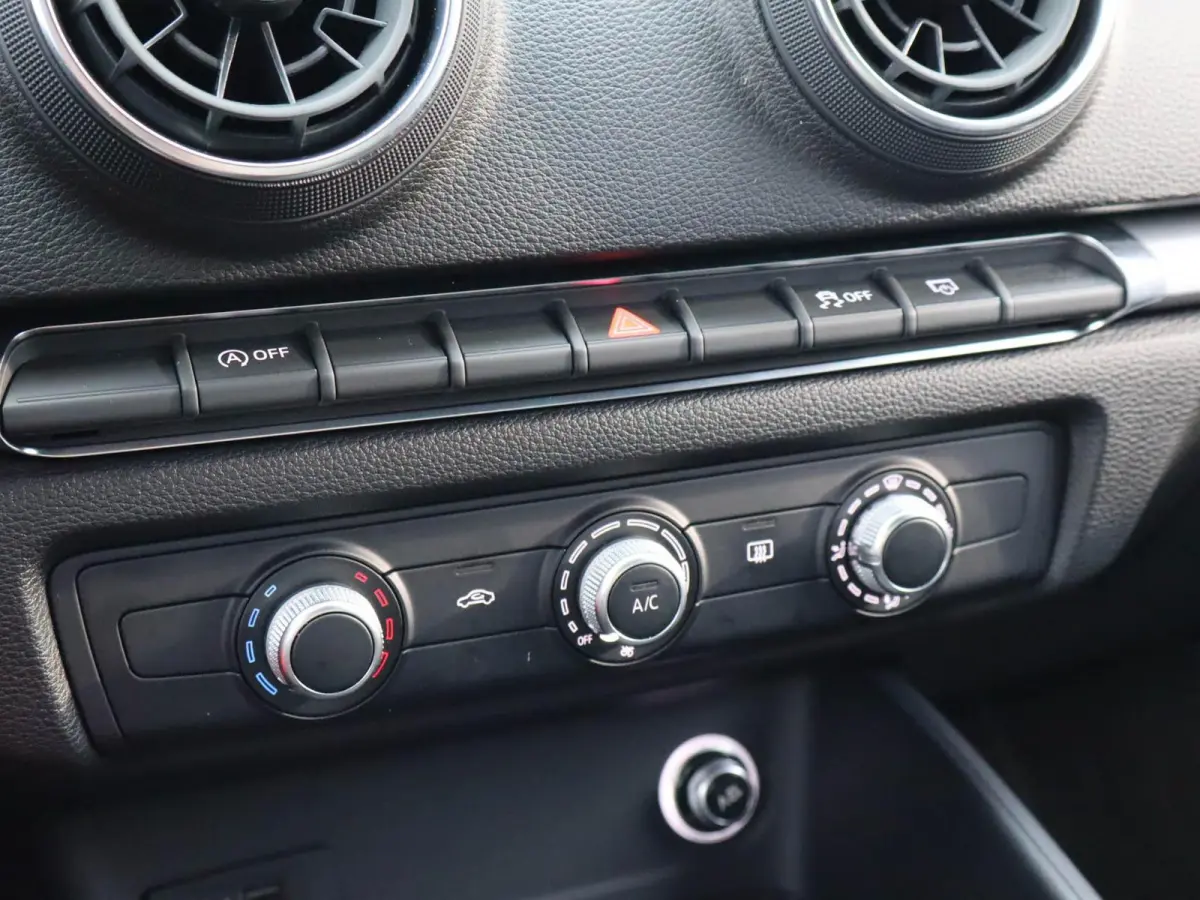 30 TFSI 116pk Pro Line | Cruise Control | 18'' Lichtmetalen Velgen