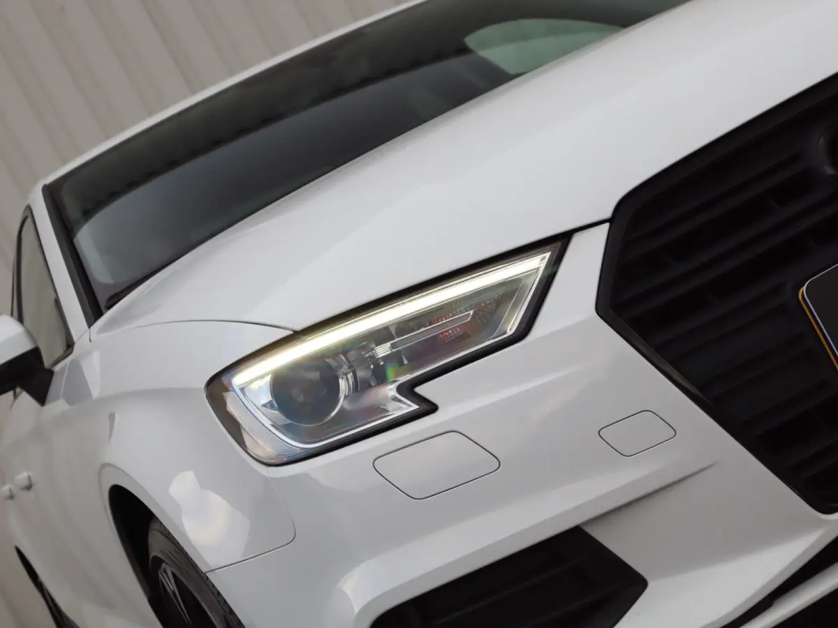 30 TFSI 116pk Pro Line | Cruise Control | 18'' Lichtmetalen Velgen