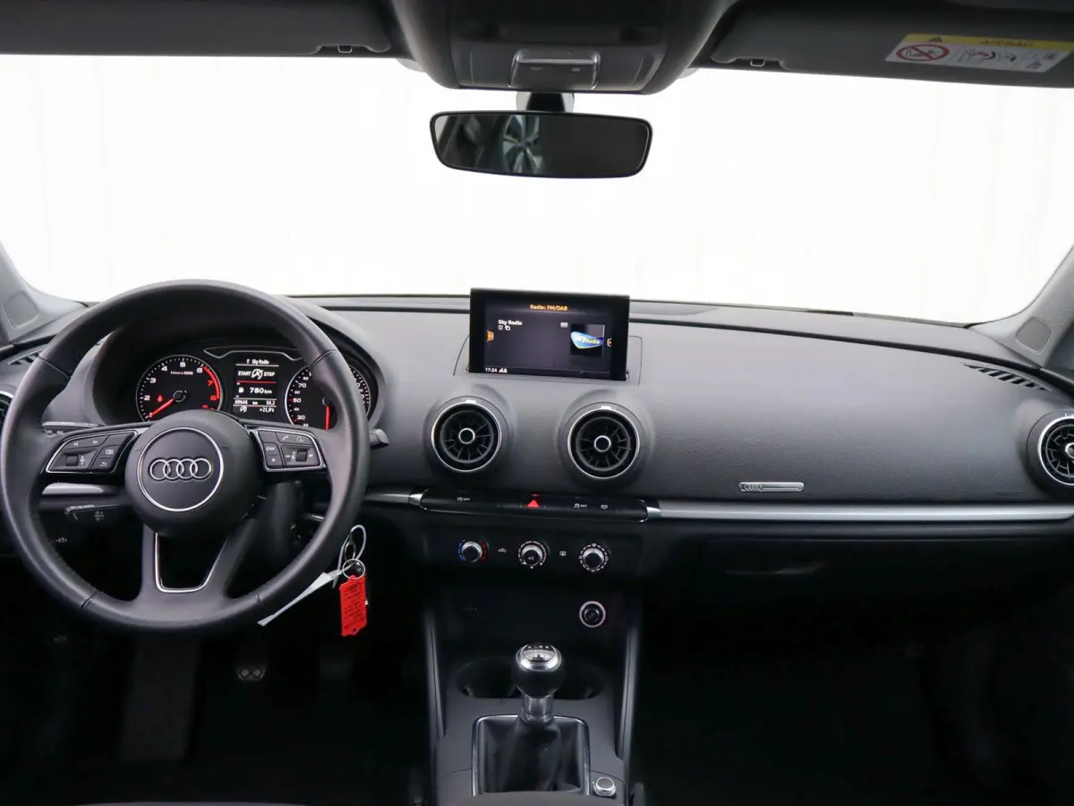 30 TFSI 116pk Pro Line | Cruise Control | 18'' Lichtmetalen Velgen