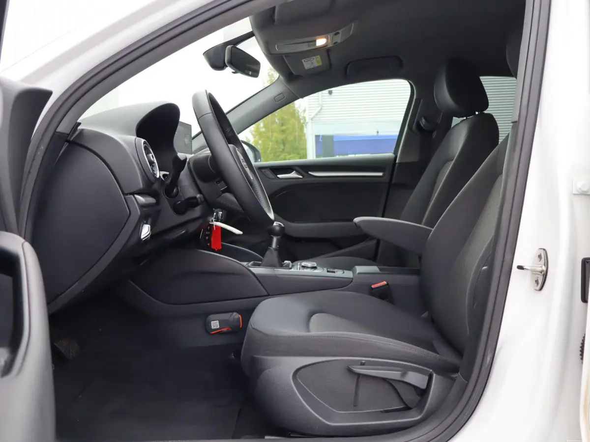 30 TFSI 116pk Pro Line | Cruise Control | 18'' Lichtmetalen Velgen