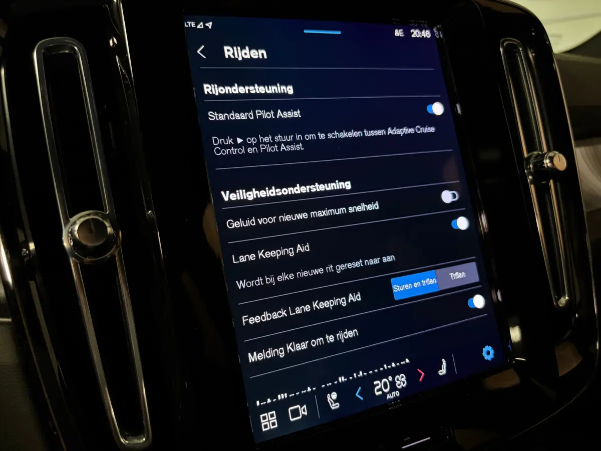 Single Motor Extended Range Ultra Black Ed. 82 kWh | Vol! | Trekhaak | Schuifdak | 360° Camera | Harman Kardon | Pixel LED koplampen meesturend | Adaptieve Cruise Control | Bestuurdersstoel