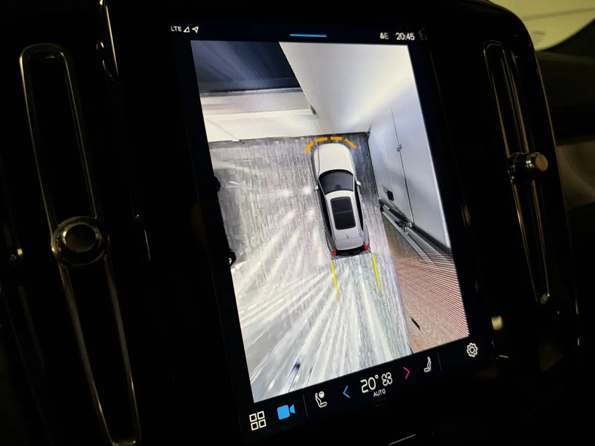 Single Motor Extended Range Ultra Black Ed. 82 kWh | Vol! | Trekhaak | Schuifdak | 360° Camera | Harman Kardon | Pixel LED koplampen meesturend | Adaptieve Cruise Control | Bestuurdersstoel