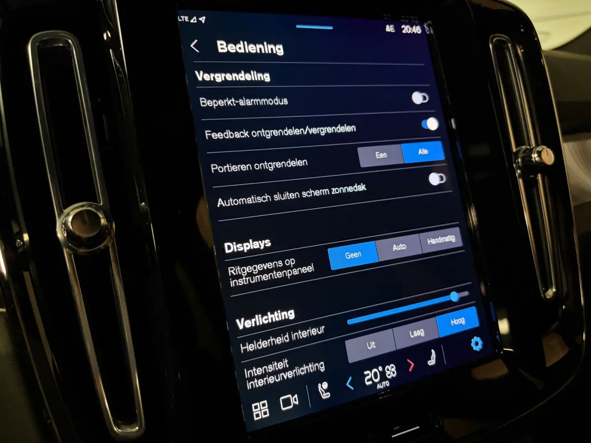 Single Motor Extended Range Ultra Black Ed. 82 kWh | Vol! | Trekhaak | Schuifdak | 360° Camera | Harman Kardon | Pixel LED koplampen meesturend | Adaptieve Cruise Control | Bestuurdersstoel