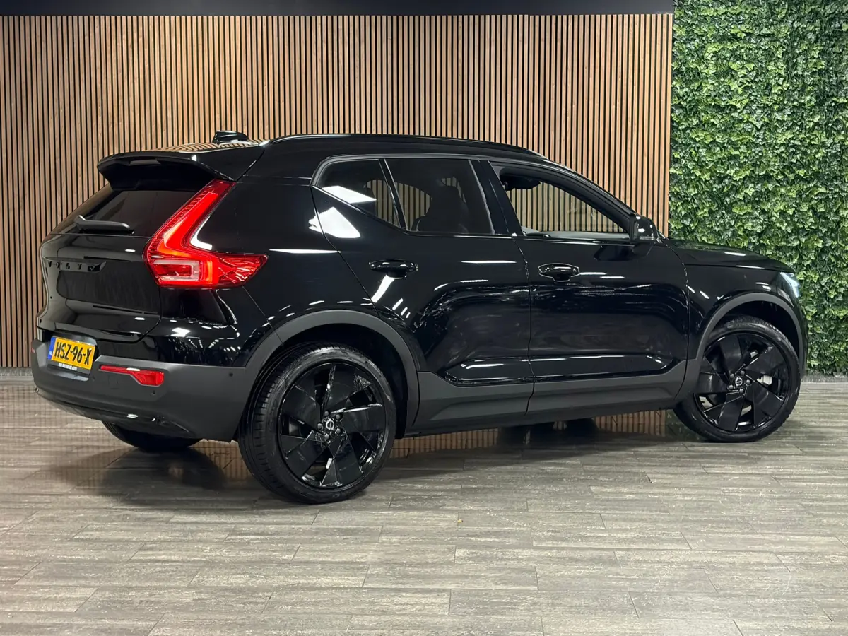 Single Motor Extended Range Ultra Black Ed. 82 kWh | Vol! | Trekhaak | Schuifdak | 360° Camera | Harman Kardon | Pixel LED koplampen meesturend | Adaptieve Cruise Control | Bestuurdersstoel