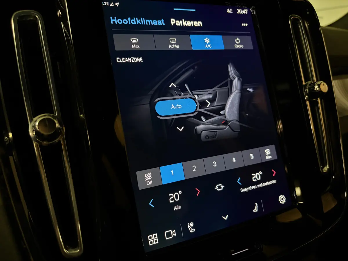 Single Motor Extended Range Ultra Black Ed. 82 kWh | Vol! | Trekhaak | Schuifdak | 360° Camera | Harman Kardon | Pixel LED koplampen meesturend | Adaptieve Cruise Control | Bestuurdersstoel