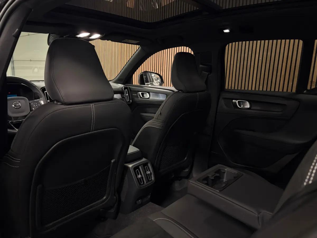 Single Motor Extended Range Ultra Black Ed. 82 kWh | Vol! | Trekhaak | Schuifdak | 360° Camera | Harman Kardon | Pixel LED koplampen meesturend | Adaptieve Cruise Control | Bestuurdersstoel