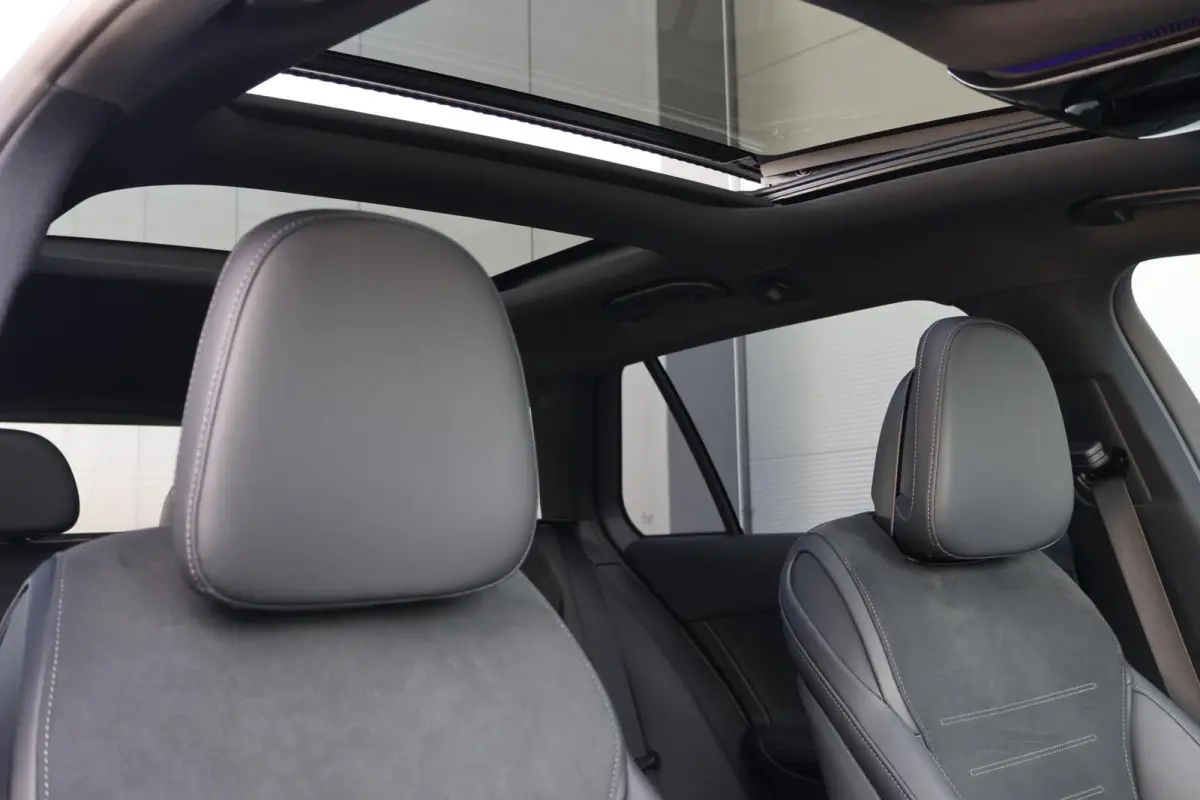 200 AMG Line / Panoramadak / Memory Stoelen / 360 Camera / Night Pakket / Burmester Surround