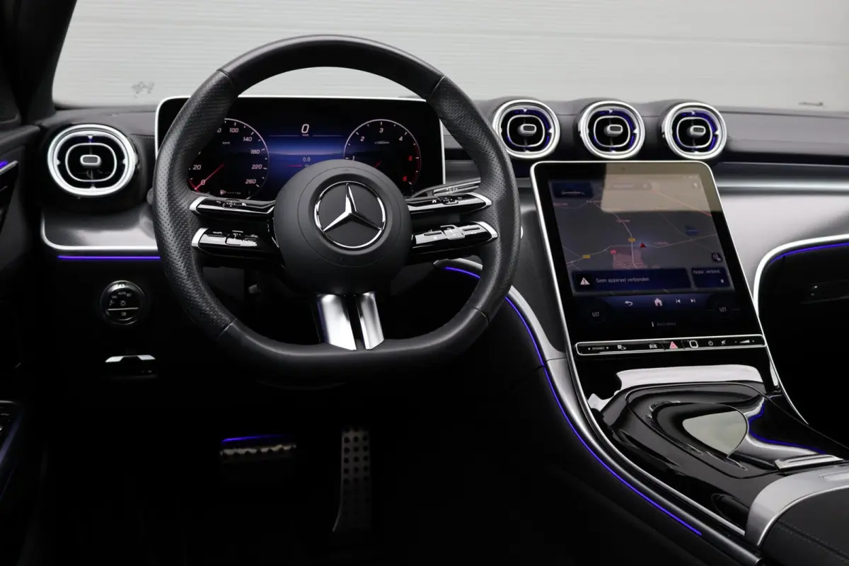 220 d AMG Line / Panoramadak / Memory Stoelen / Burmester Surround / Night Pakket / Trekhaak Wegklapbaar