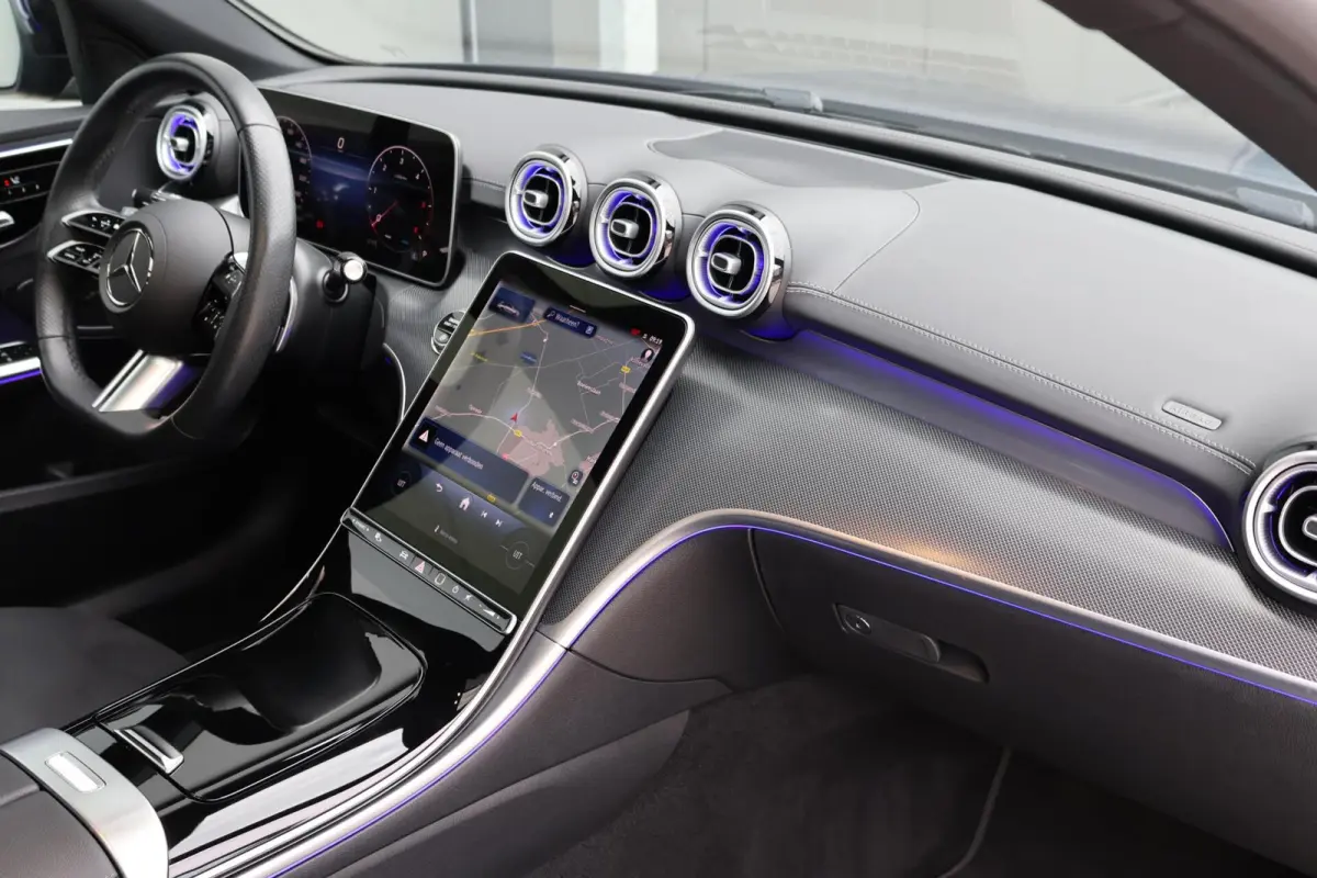 220 d AMG Line / Panoramadak / Memory Stoelen / Burmester Surround / Night Pakket / Trekhaak Wegklapbaar