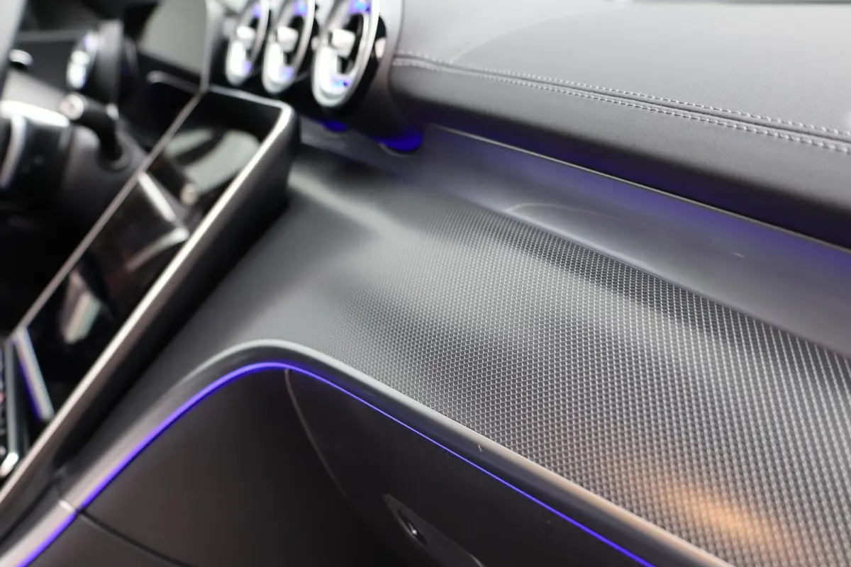 220 d AMG Line / Panoramadak / Memory Stoelen / Burmester Surround / Night Pakket / Trekhaak Wegklapbaar