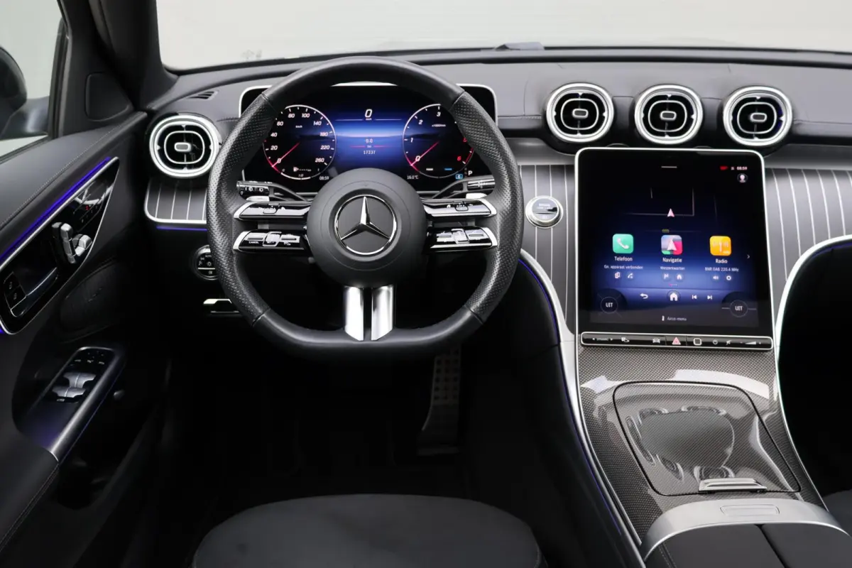 300 d AMG Line / Panoramadak / Memory Stoelen / Burmester Surround / Night Pakket / Trekhaak Wegklapbaar