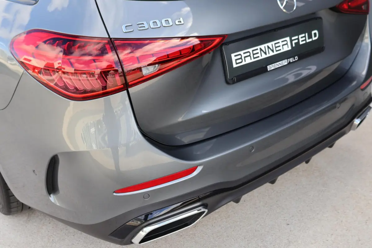 300 d AMG Line / Panoramadak / Memory Stoelen / Burmester Surround / Night Pakket / Trekhaak Wegklapbaar