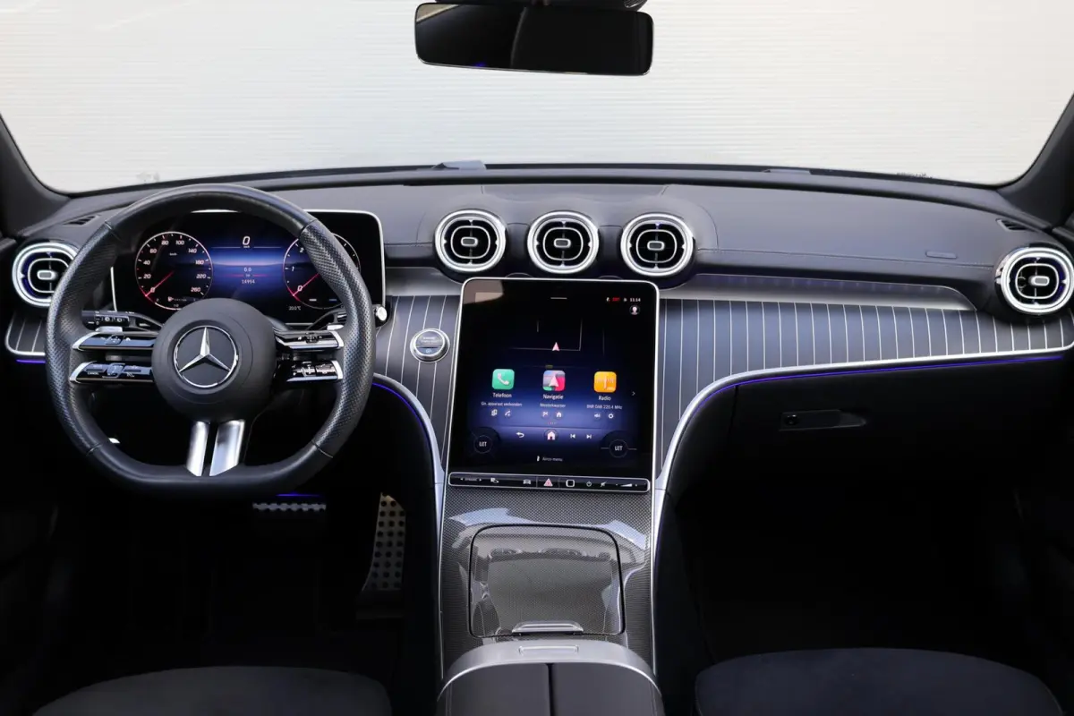 300 d AMG Line / Panoramadak / Memory Stoelen / Burmester Surround / Night Pakket / Trekhaak Wegklapbaar