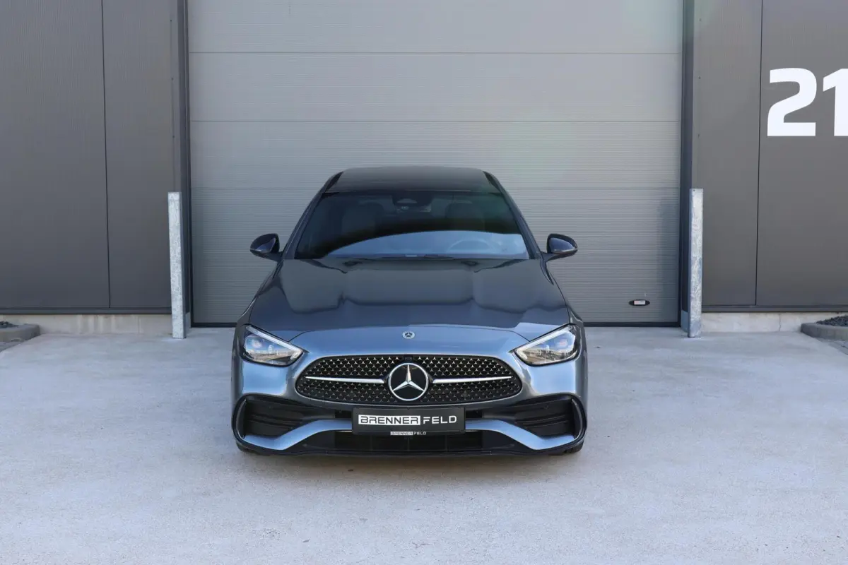300 d AMG Line / Panoramadak / Memory Stoelen / Burmester Surround / Night Pakket / Trekhaak Wegklapbaar