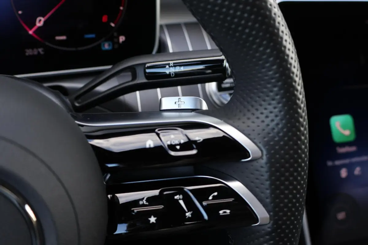 300 d AMG Line / Panoramadak / Memory Stoelen / Burmester Surround / Night Pakket / Trekhaak Wegklapbaar