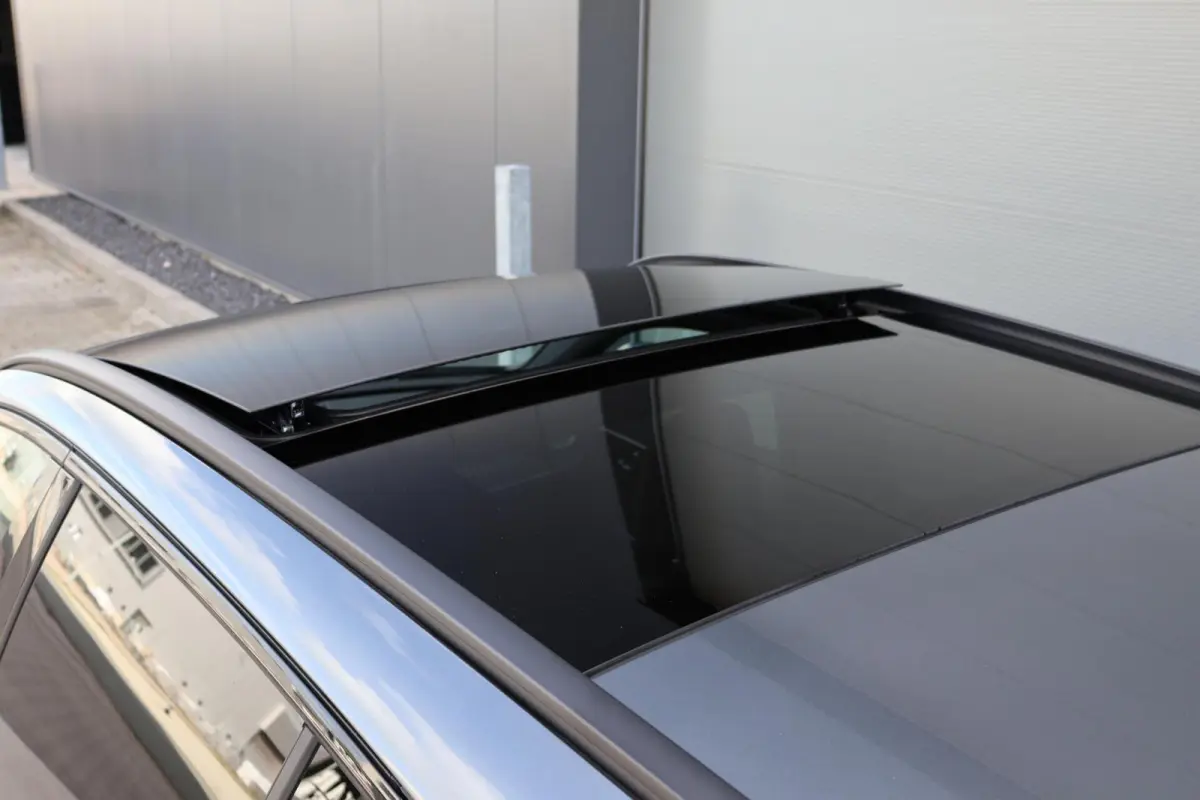300 d AMG Line / Panoramadak / Memory Stoelen / Burmester Surround / Night Pakket / Trekhaak Wegklapbaar