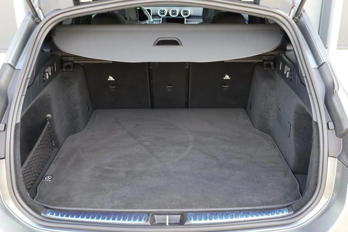 300 d AMG Line / Panoramadak / Memory Stoelen / Burmester Surround / Night Pakket / Trekhaak Wegklapbaar